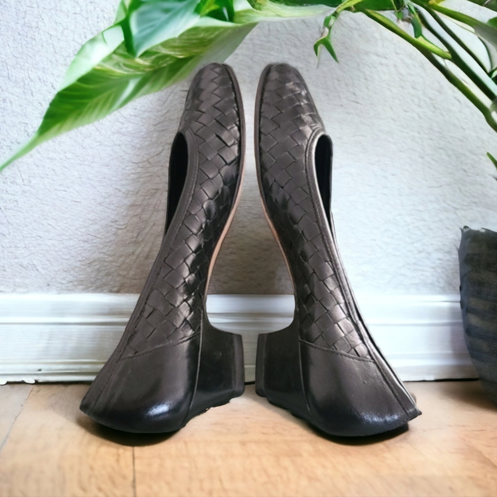 AMALFI RANGONI Italy Vintage Black Woven Leather Low Heel Pumps 8.5 Narrow - Picture 8 of 16